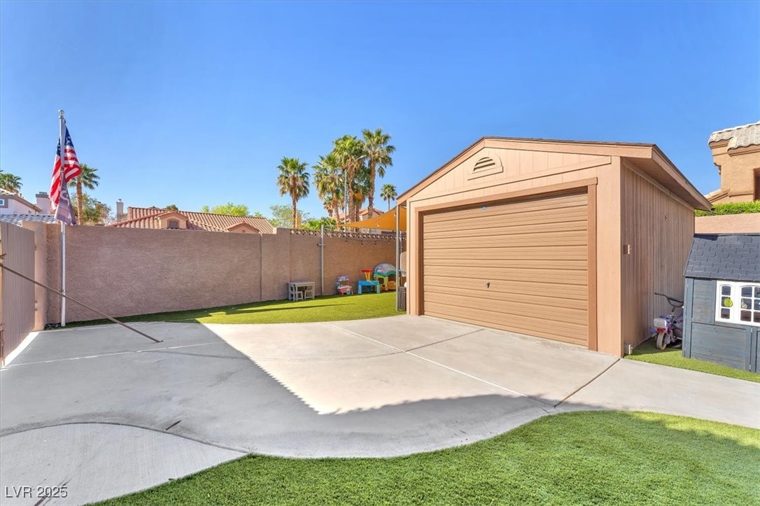 8239 Wildfire Street