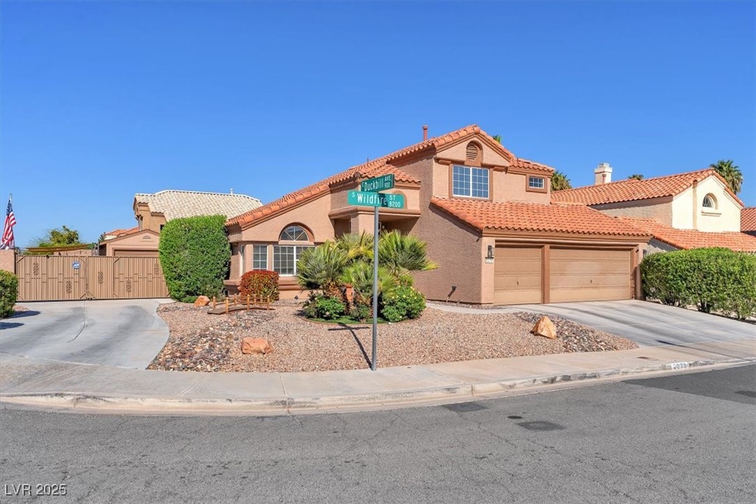 8239 Wildfire Street