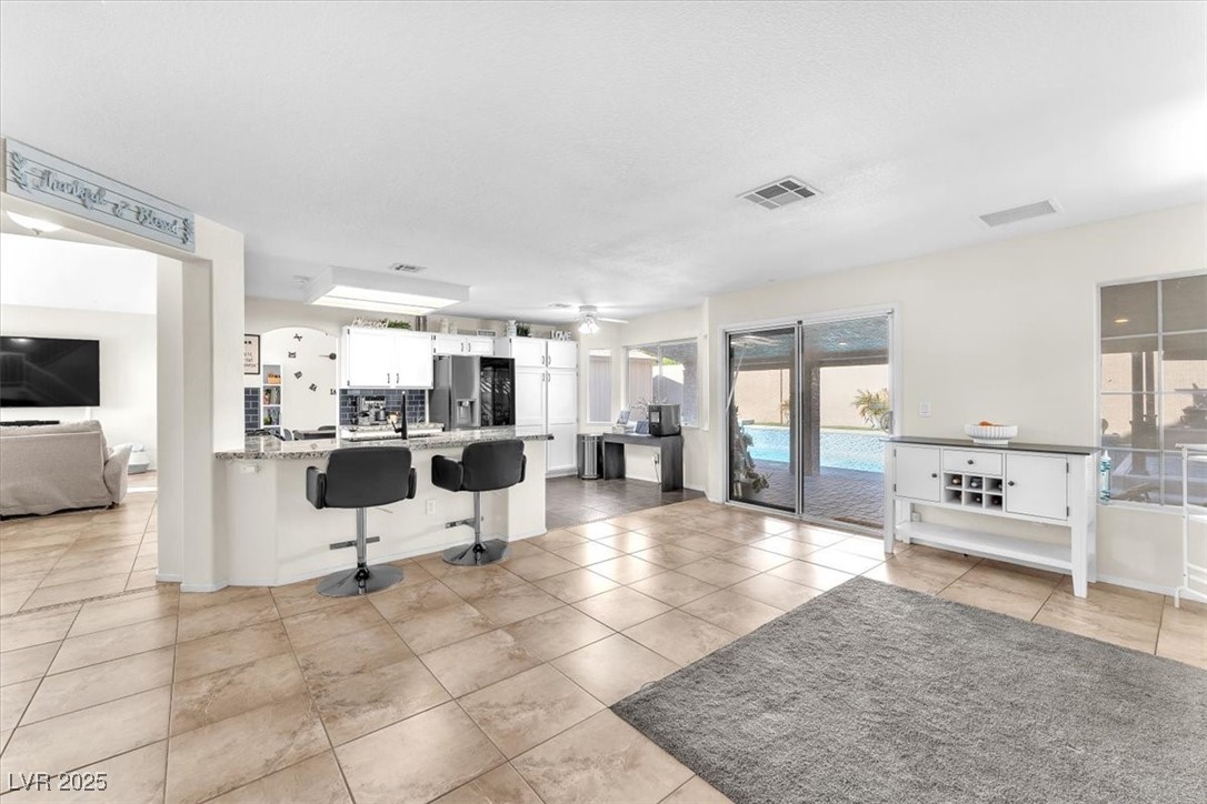 8239 Wildfire Street