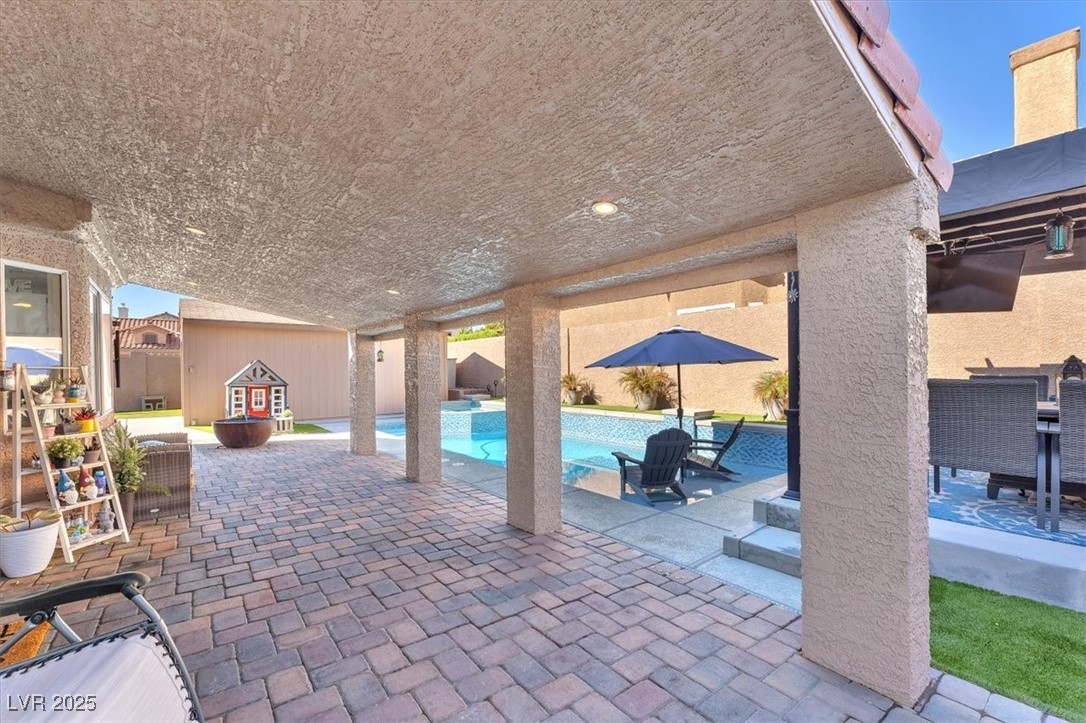 8239 Wildfire Street