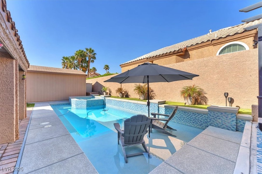 8239 Wildfire Street