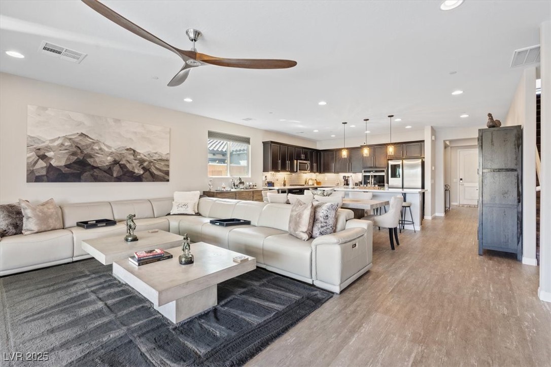 1225 Olivia Parkway