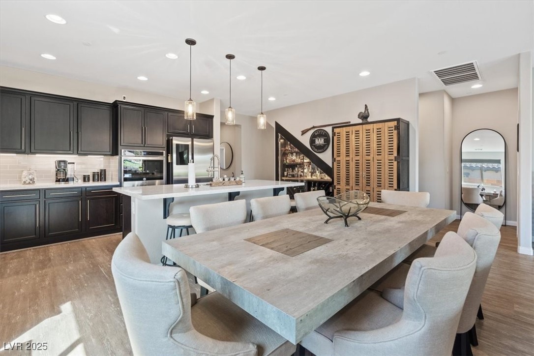 1225 Olivia Parkway