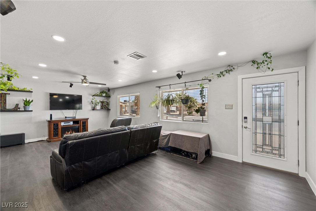 2447 Tournament Street