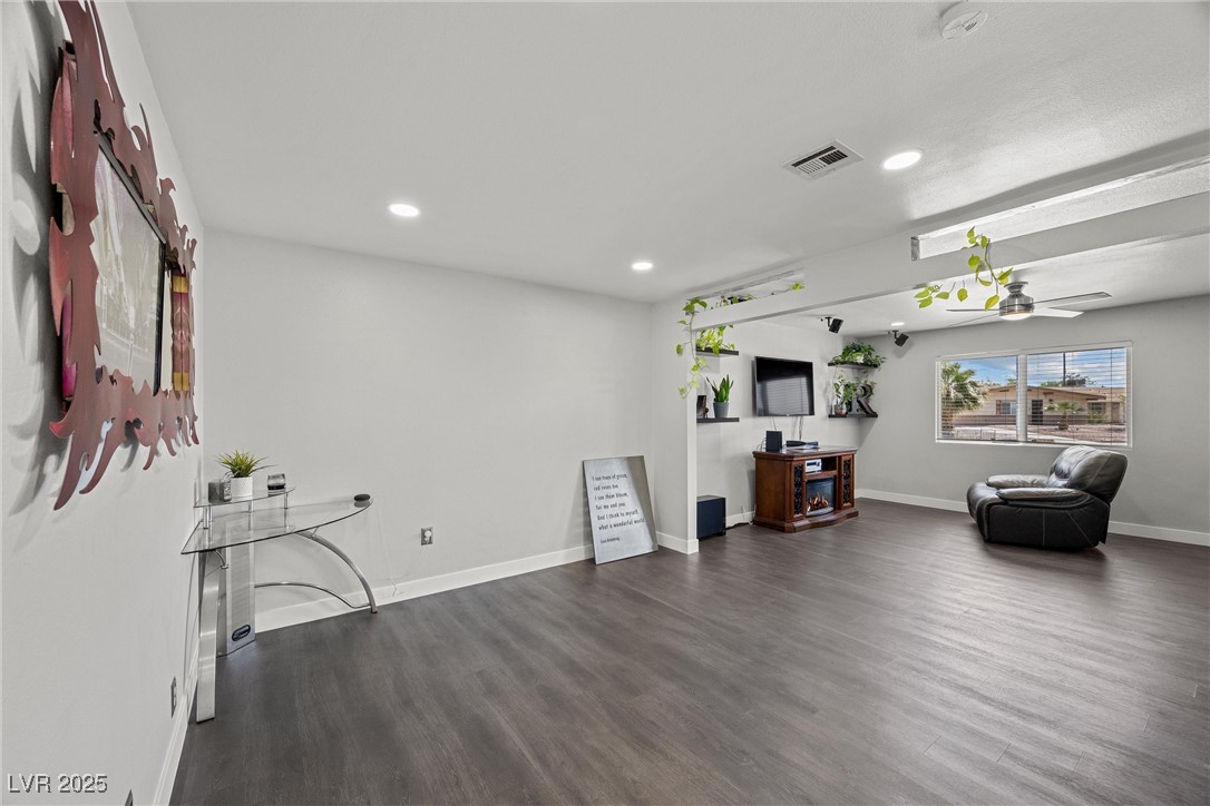 2447 Tournament Street