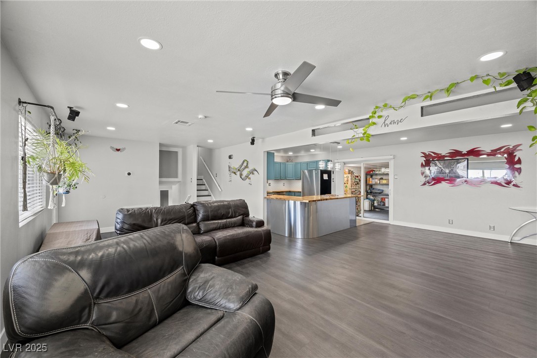 2447 Tournament Street