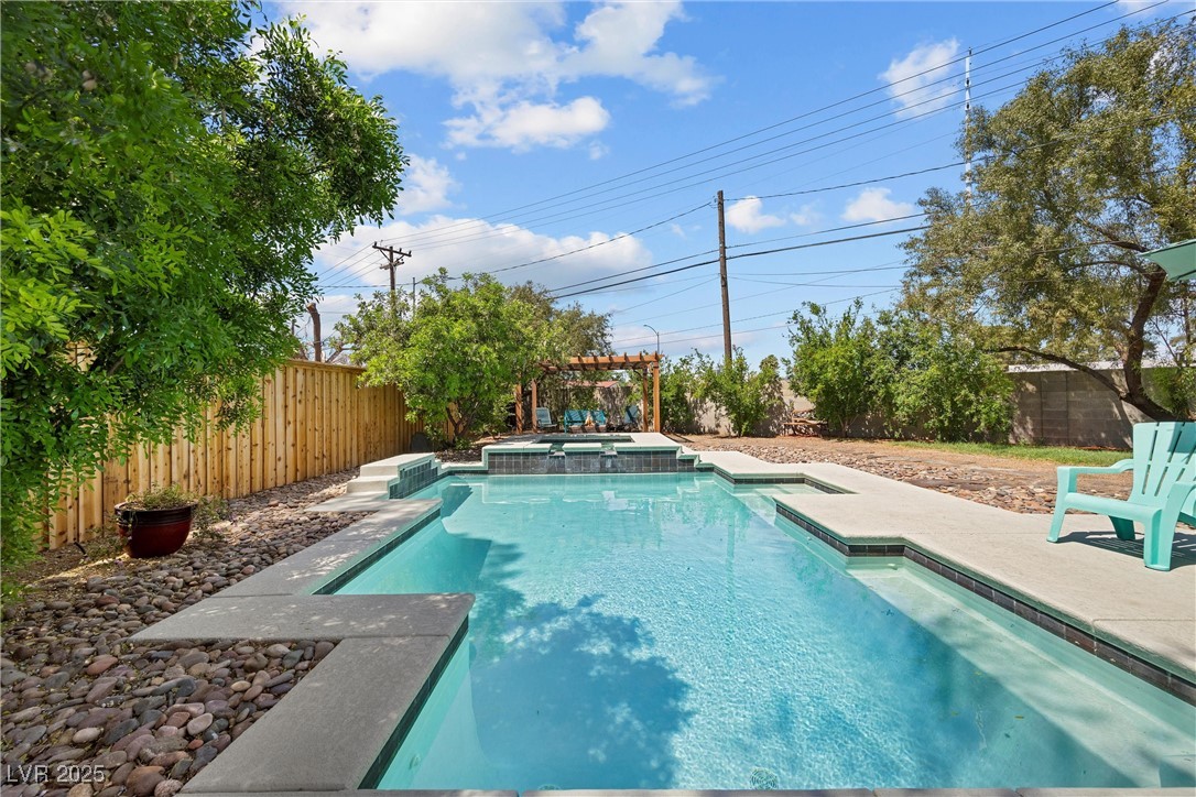 2447 Tournament Street