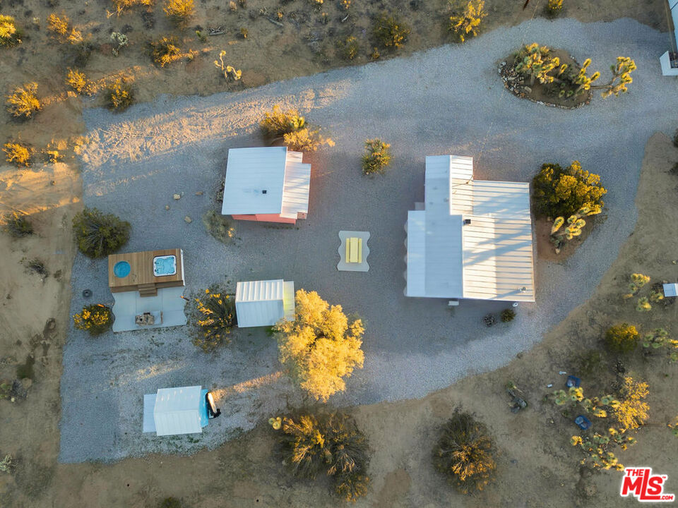 3925 Valley Vista Ave