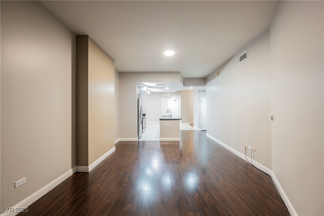 200 West Sahara Avenue 1810