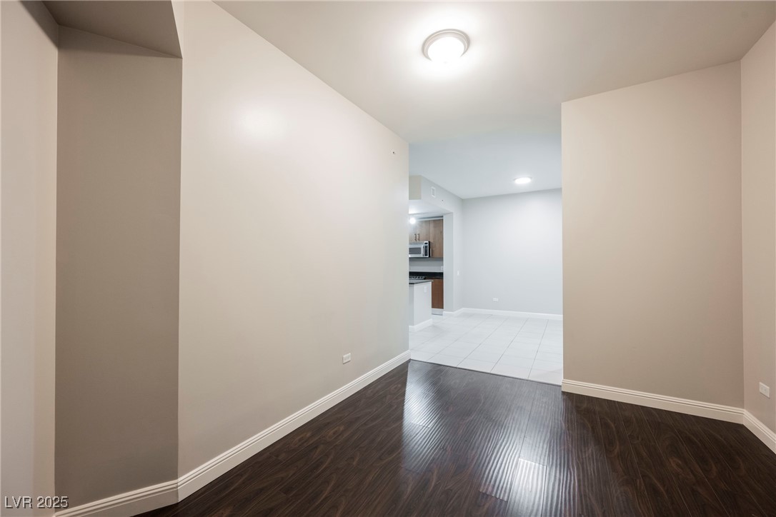 200 West Sahara Avenue 1810
