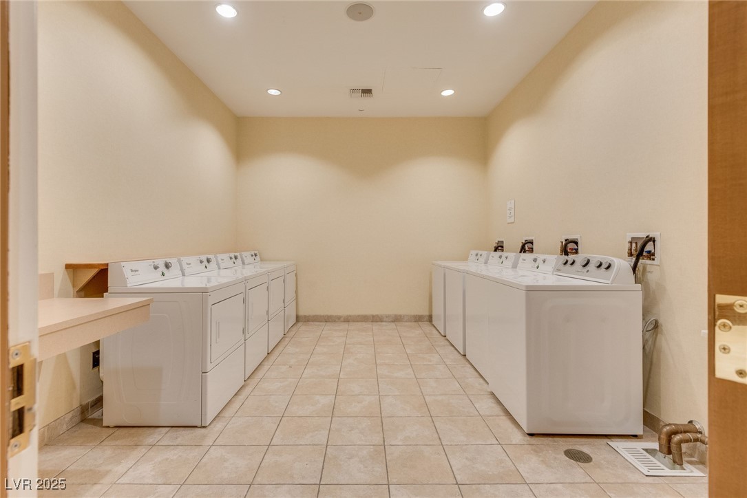 145 East Harmon Avenue 3101