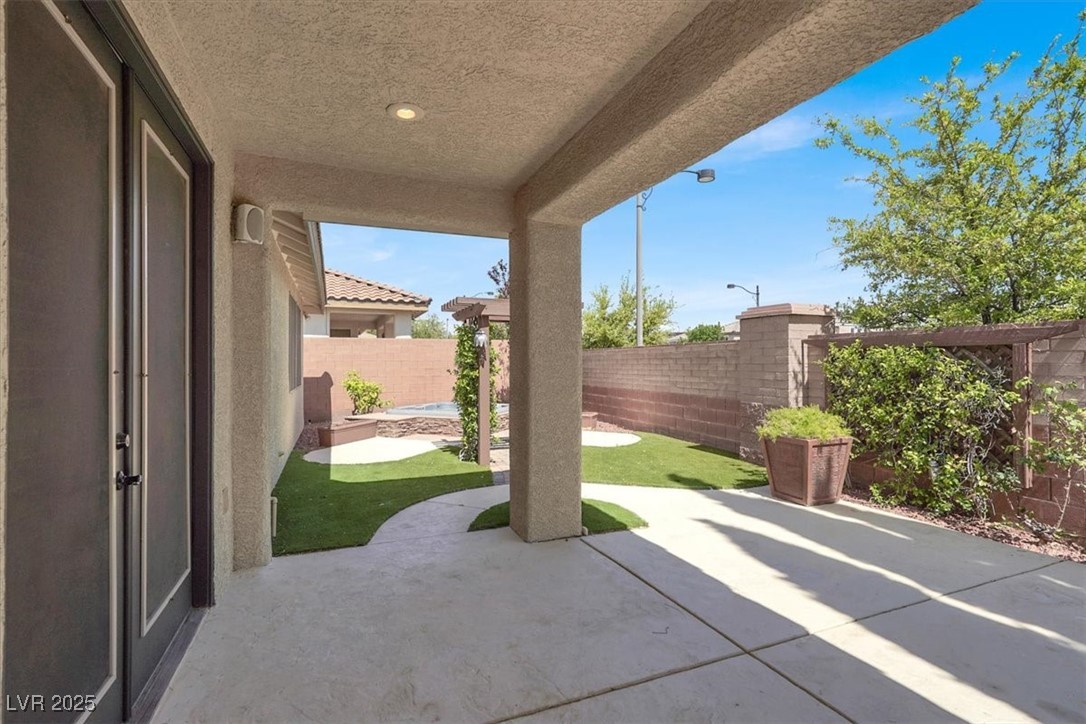 7806 Sundial Peak Street