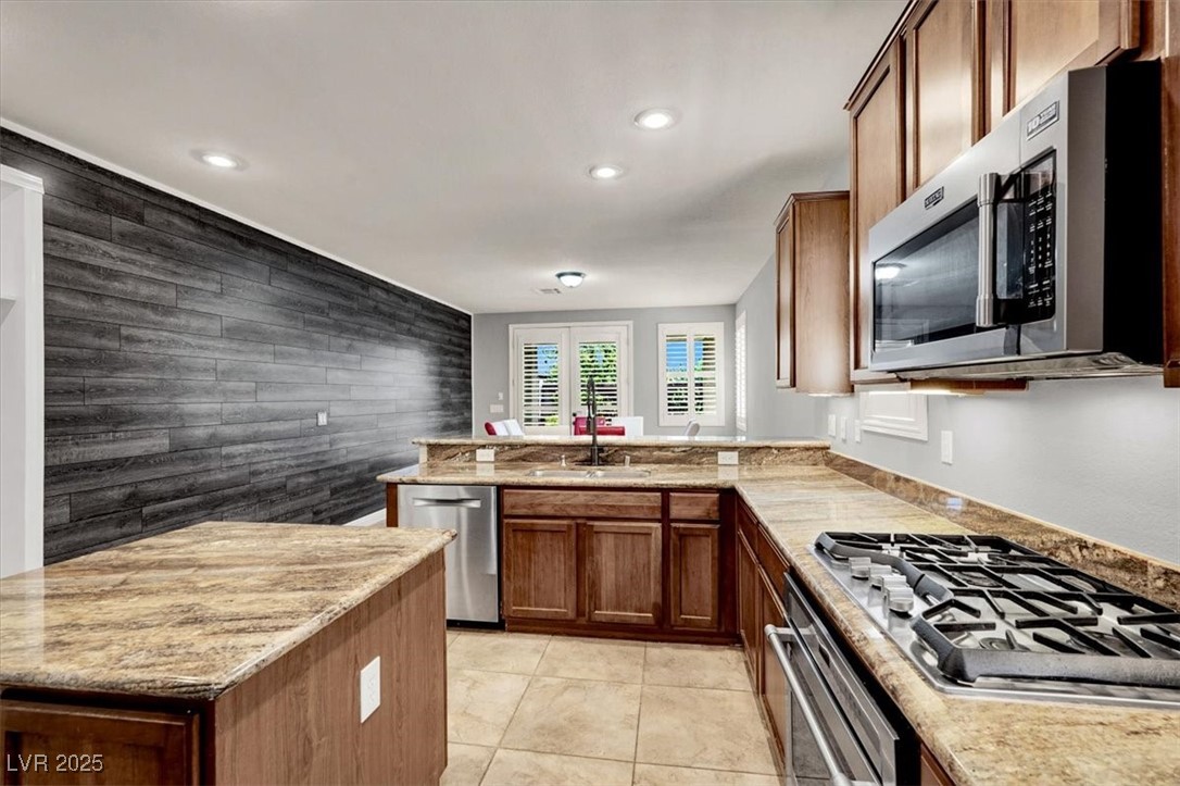 7806 Sundial Peak Street