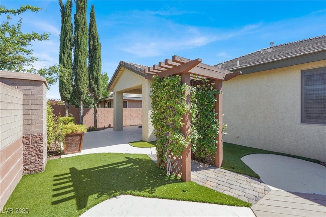 7806 Sundial Peak Street