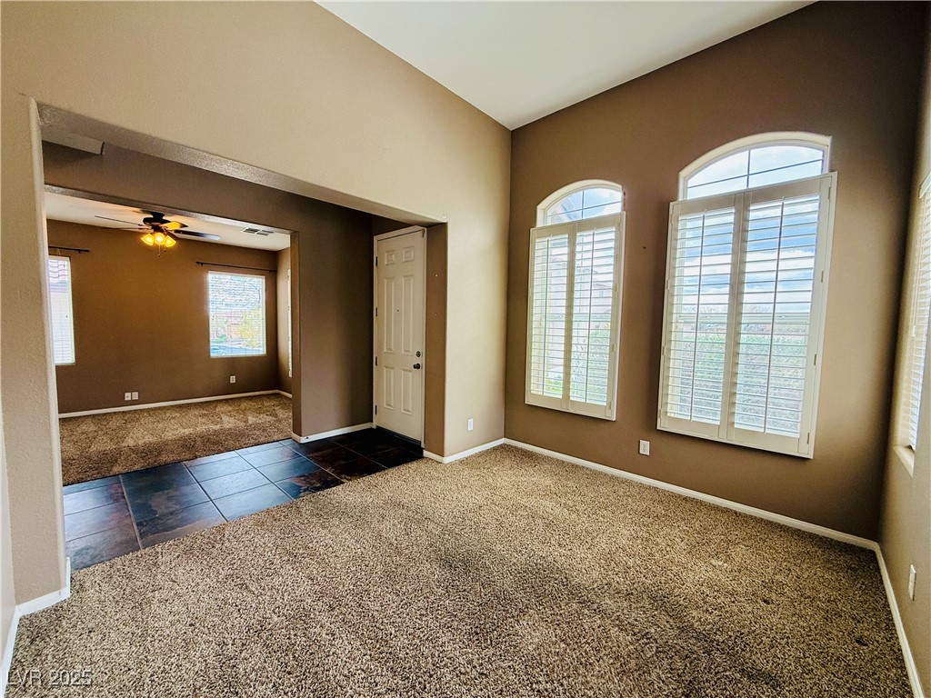9152 Beautiful Flower Court