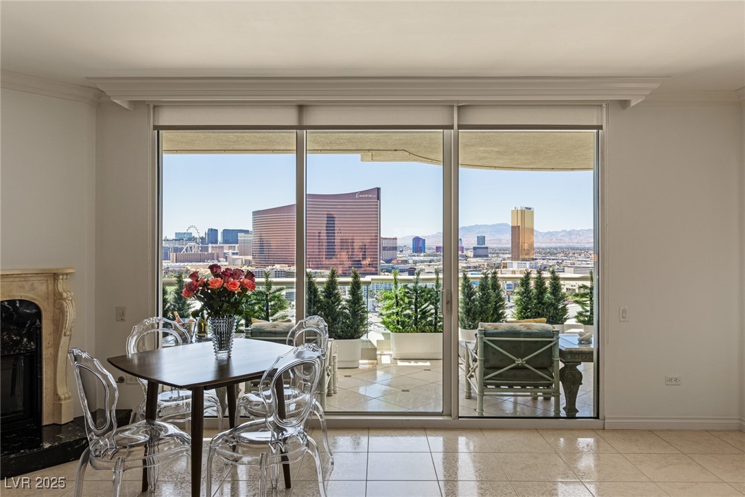 2877 Paradise Road 2502