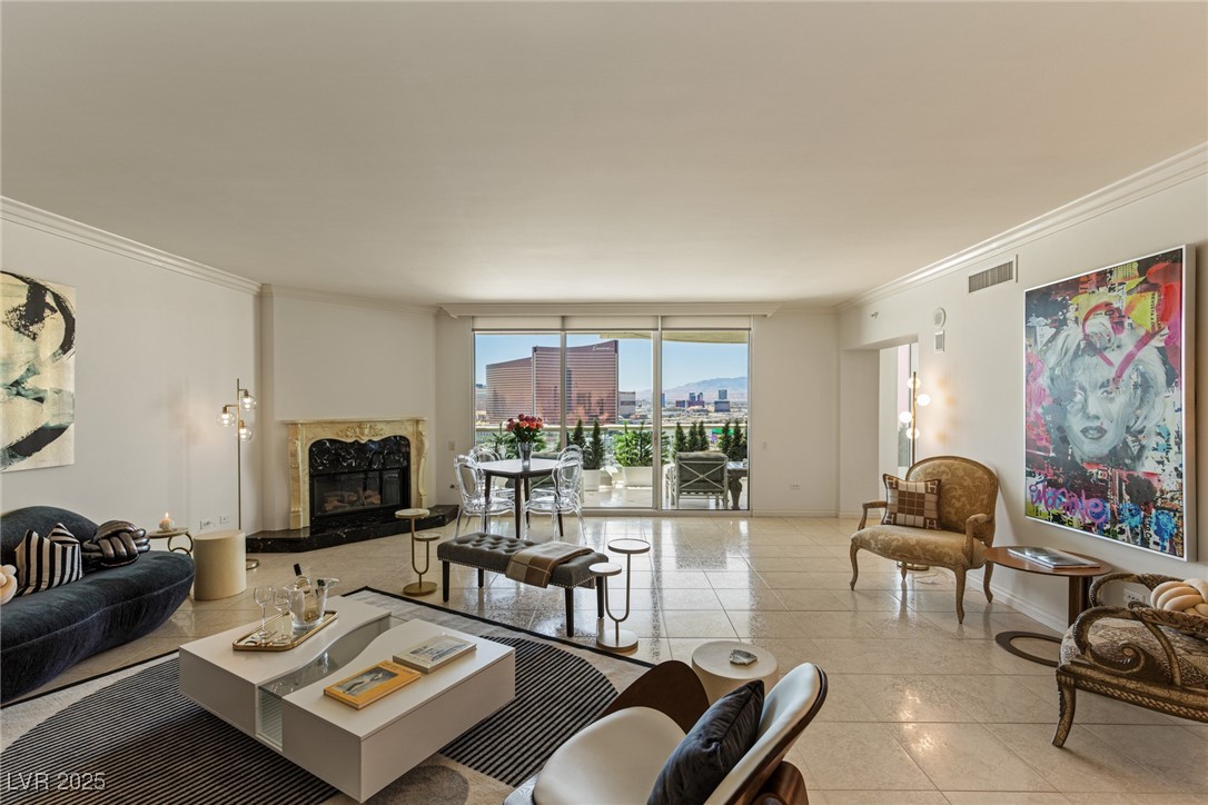 2877 Paradise Road 2502