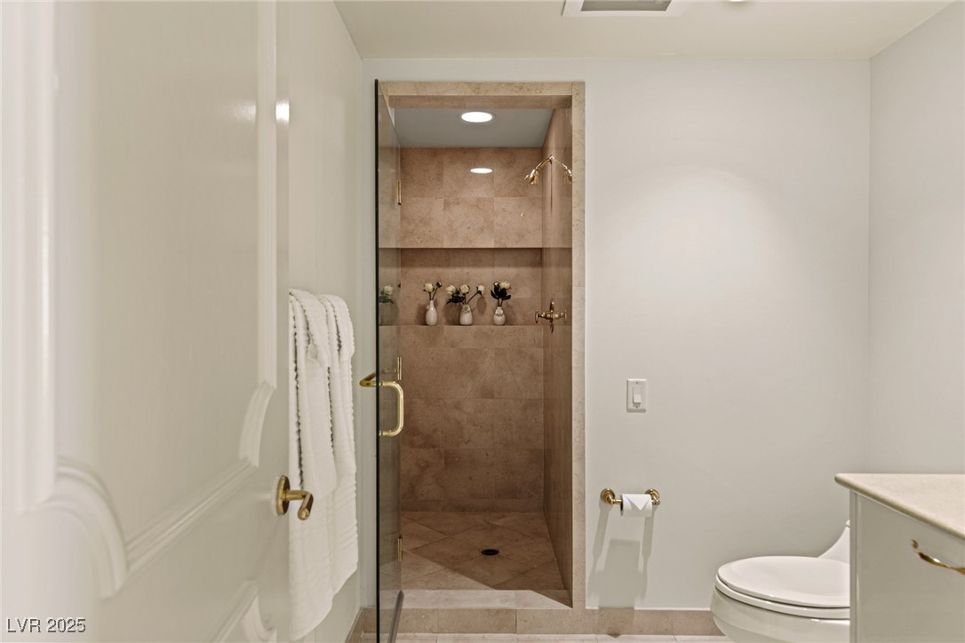 2877 Paradise Road 2502