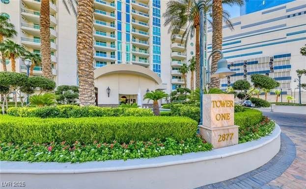 2877 Paradise Road 2502