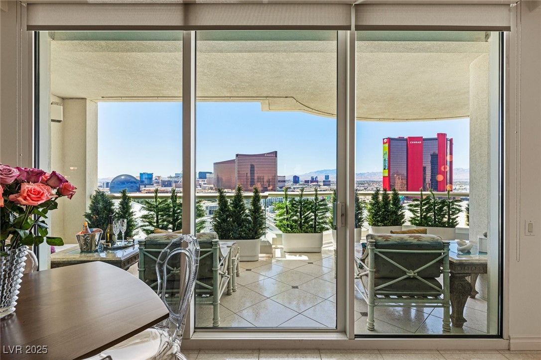 2877 Paradise Road 2502