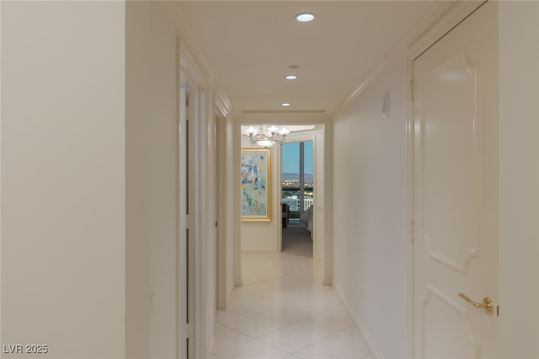 2877 Paradise Road 2502