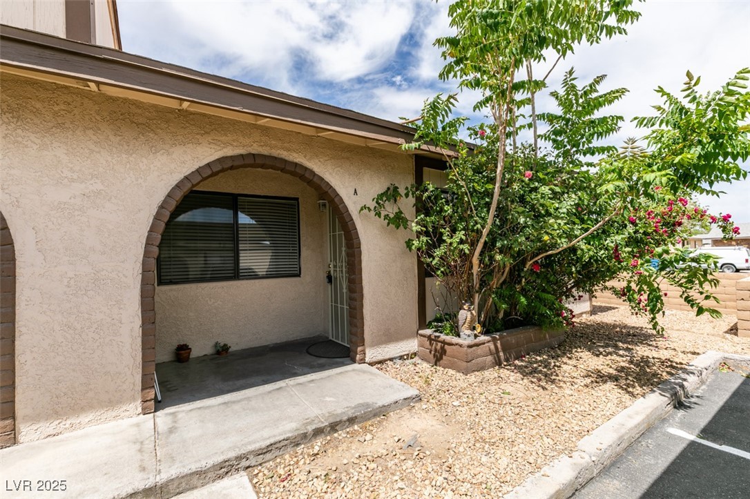 5725 Smoke Ranch Road A