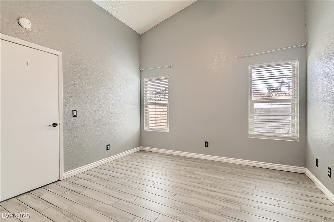 901 Clipper Drive