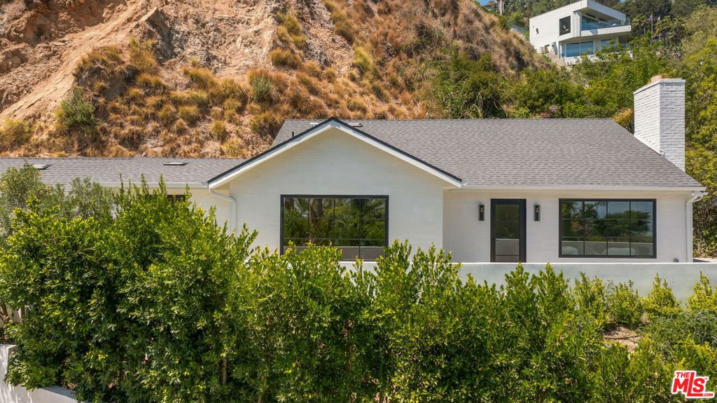 8353 Sunset View Drive