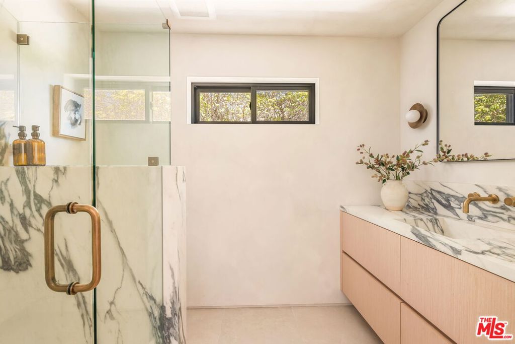 8353 Sunset View Drive