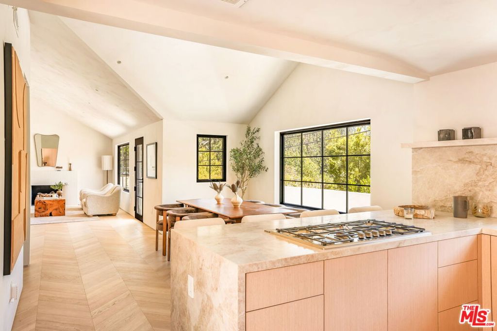 8353 Sunset View Drive