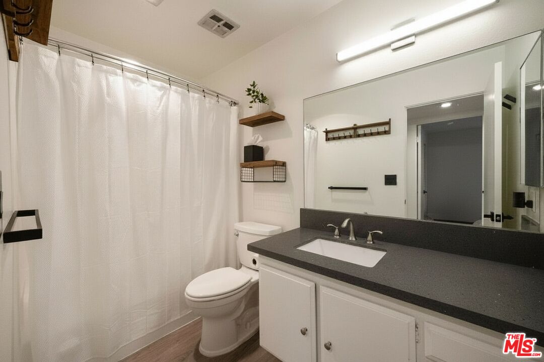 100 Hurlbut St Unit: 12