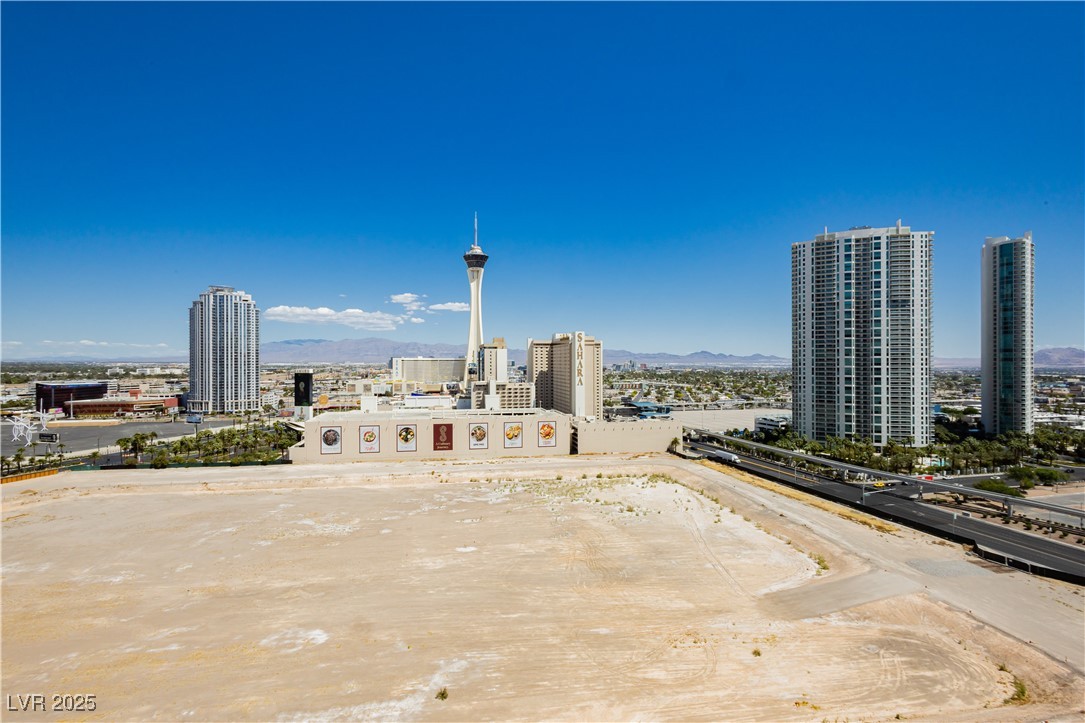 2747 PARADISE Road 1804