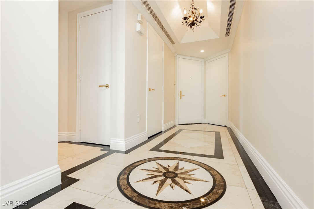 2747 PARADISE Road 1804