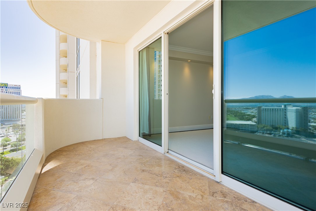 2747 PARADISE Road 1804