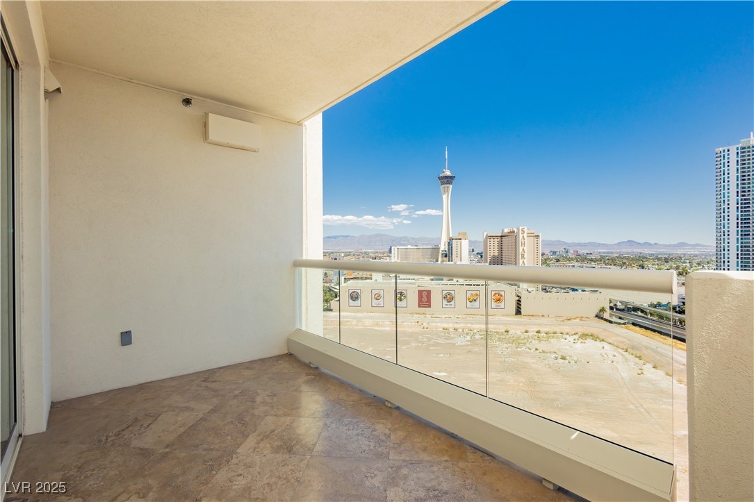 2747 PARADISE Road 1804
