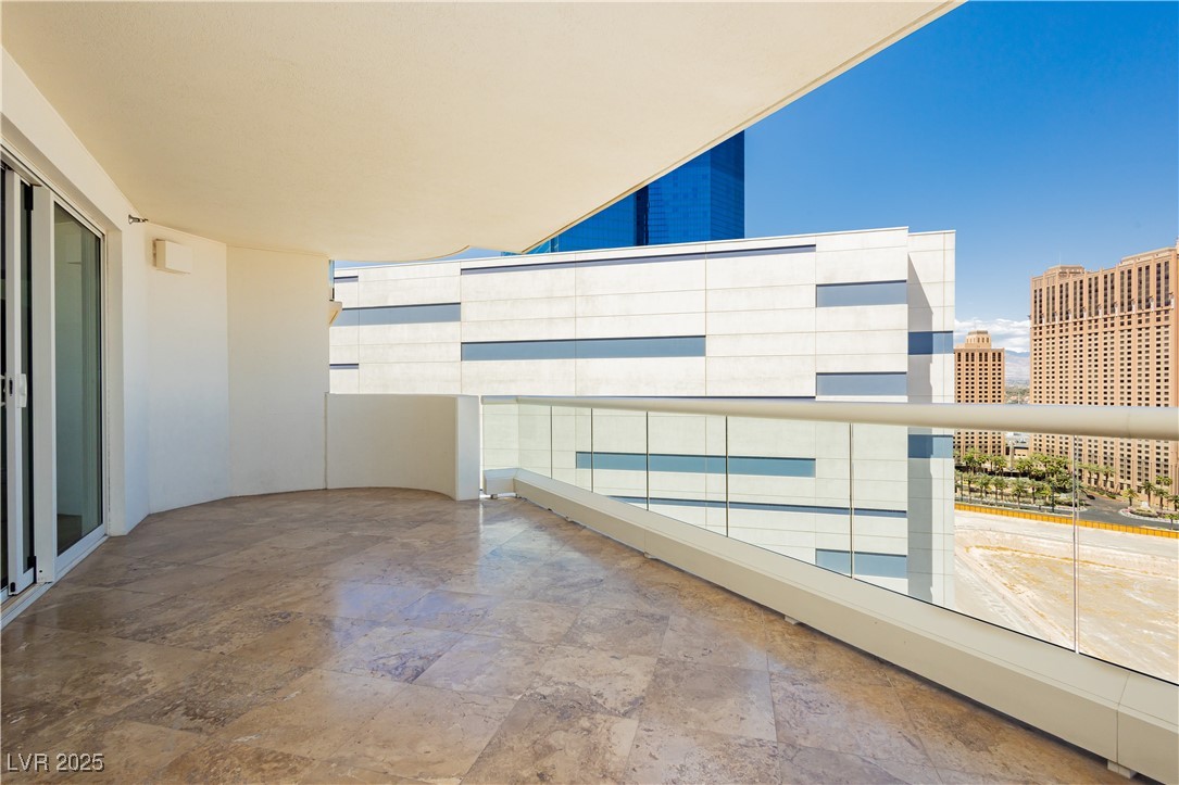 2747 PARADISE Road 1804