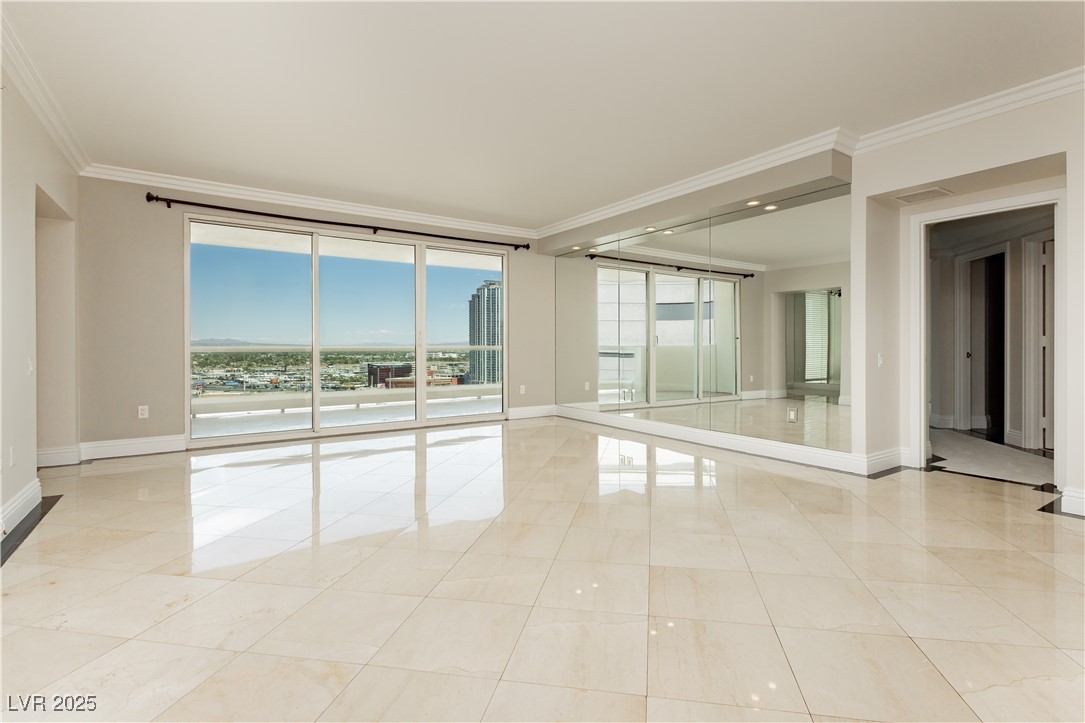 2747 PARADISE Road 1804