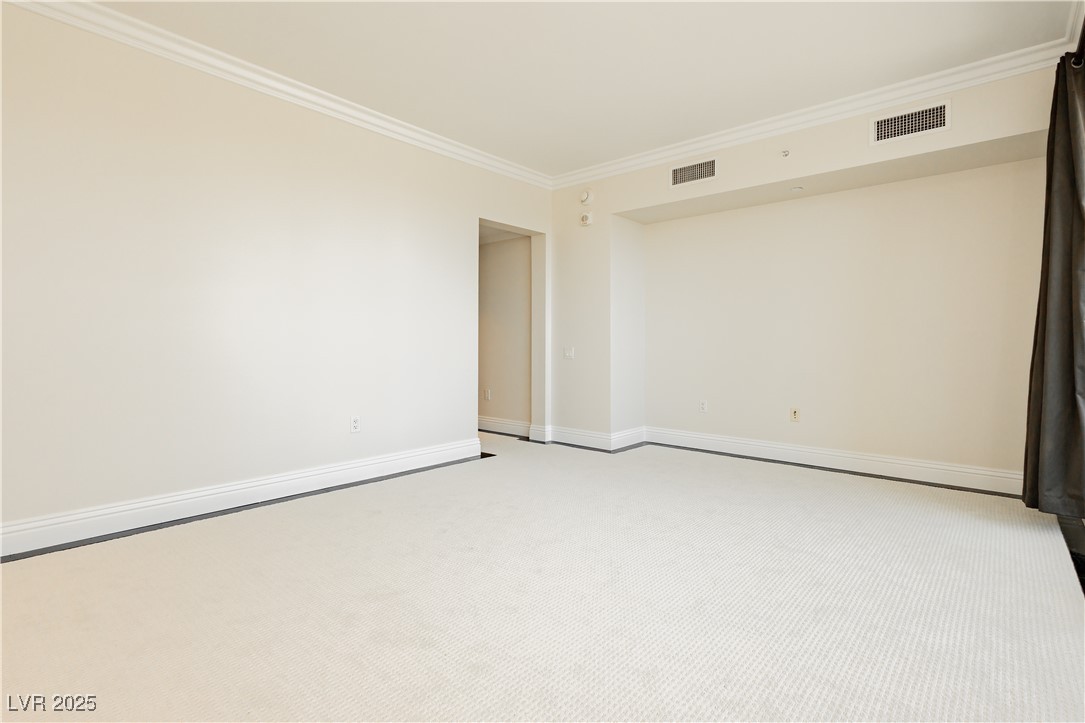 2747 PARADISE Road 1804