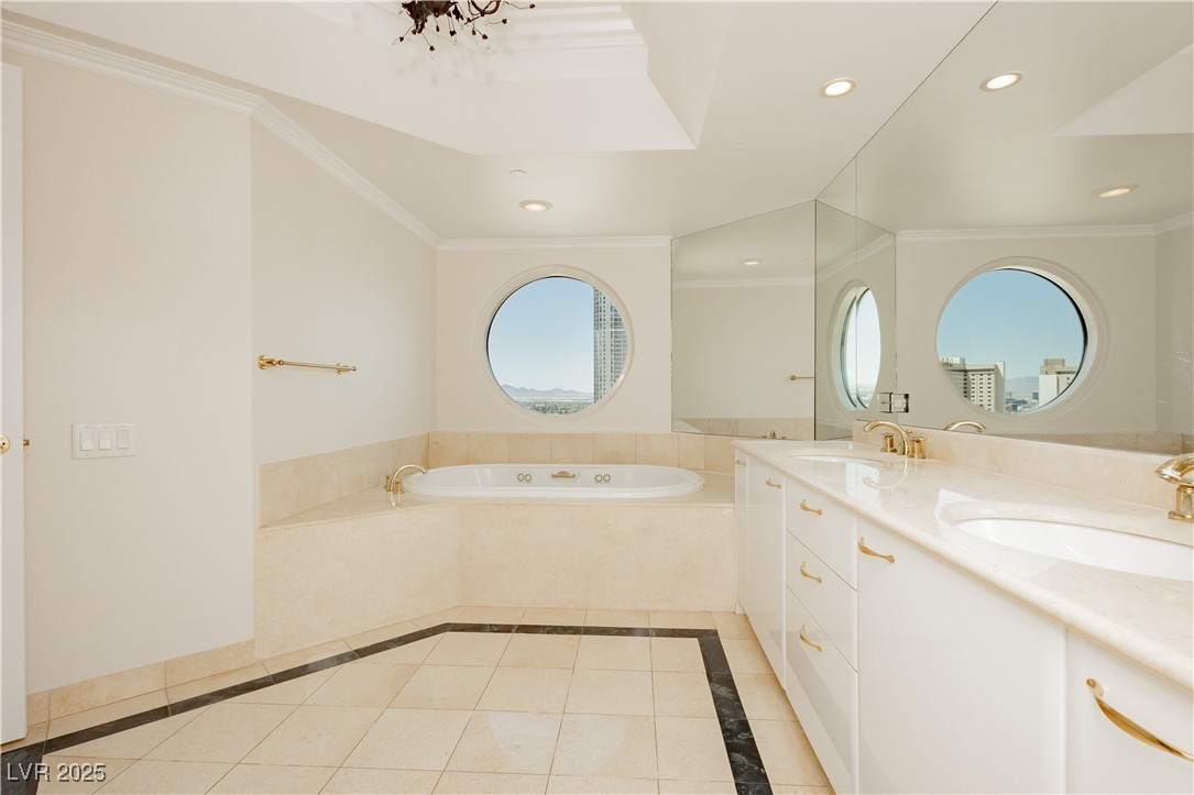 2747 PARADISE Road 1804