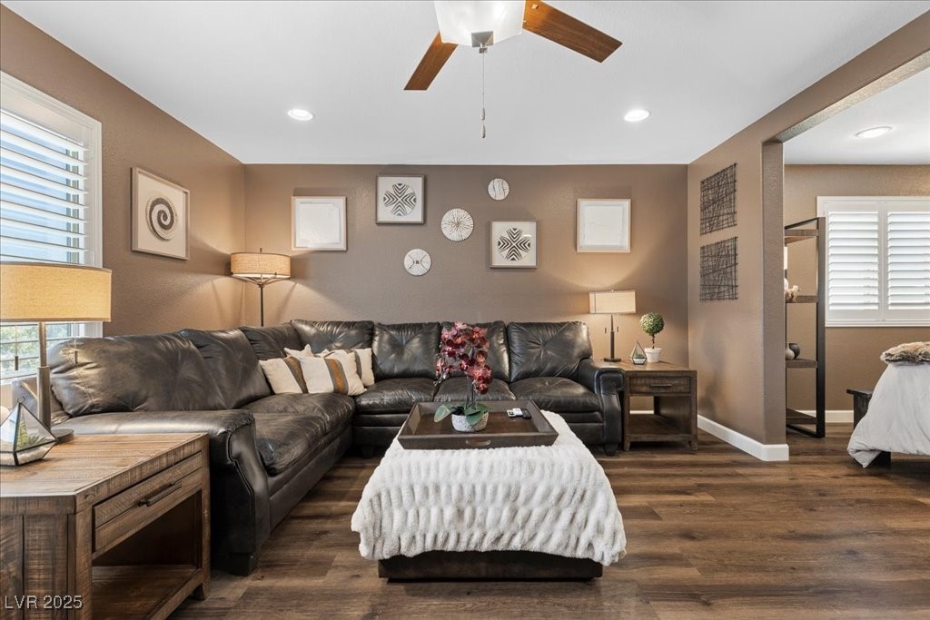 8013 Green River Knob Street