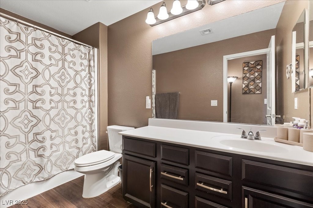 8013 Green River Knob Street