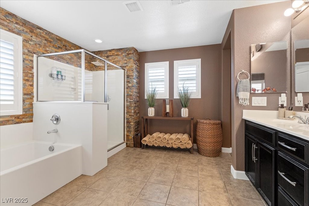 8013 Green River Knob Street