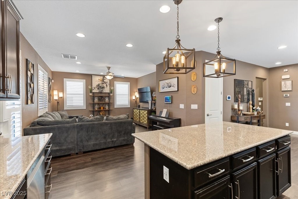 8013 Green River Knob Street