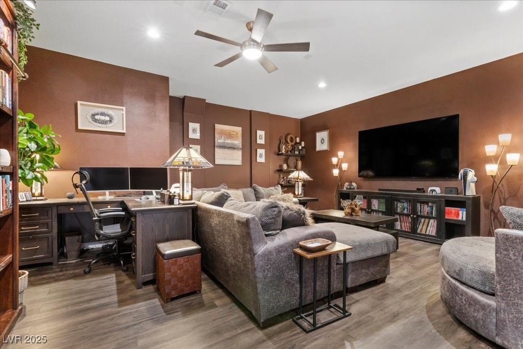 8013 Green River Knob Street