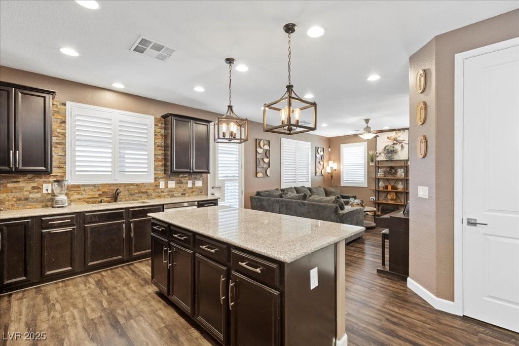 8013 Green River Knob Street