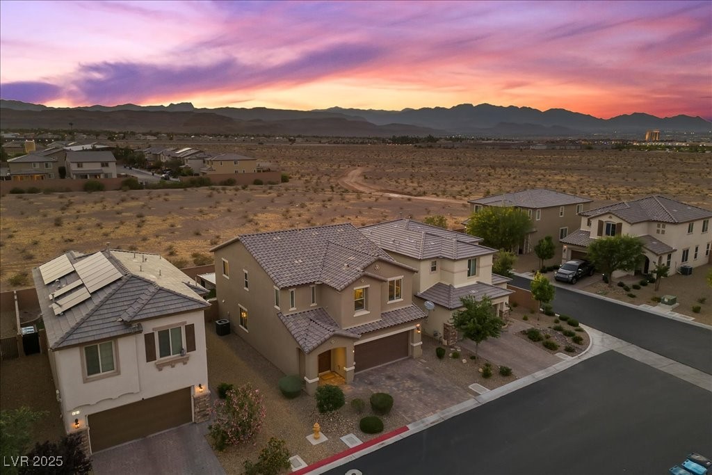 8013 Green River Knob Street