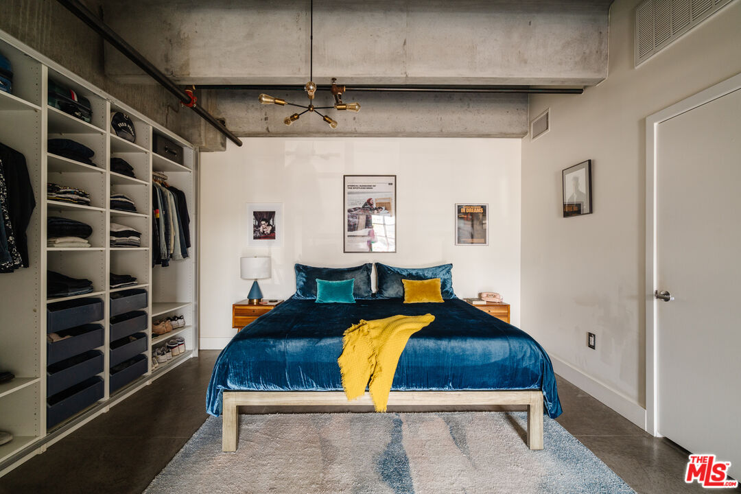 4141 Glencoe Ave Unit: 201