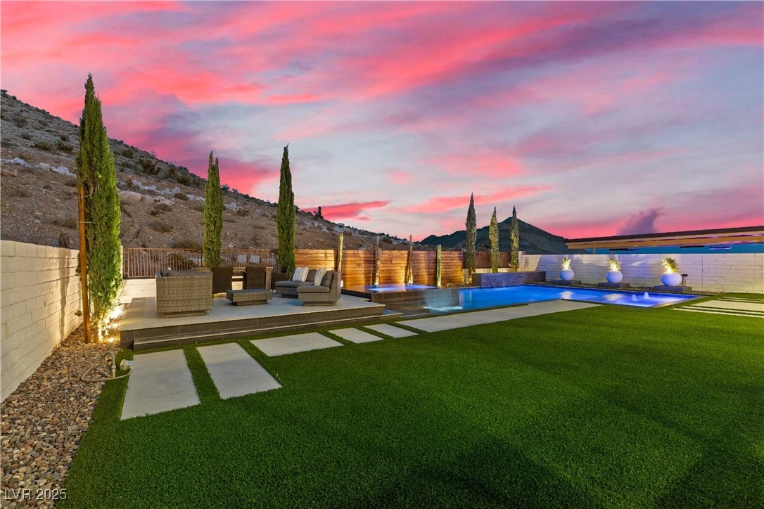 2601 Nevada Agave Lane