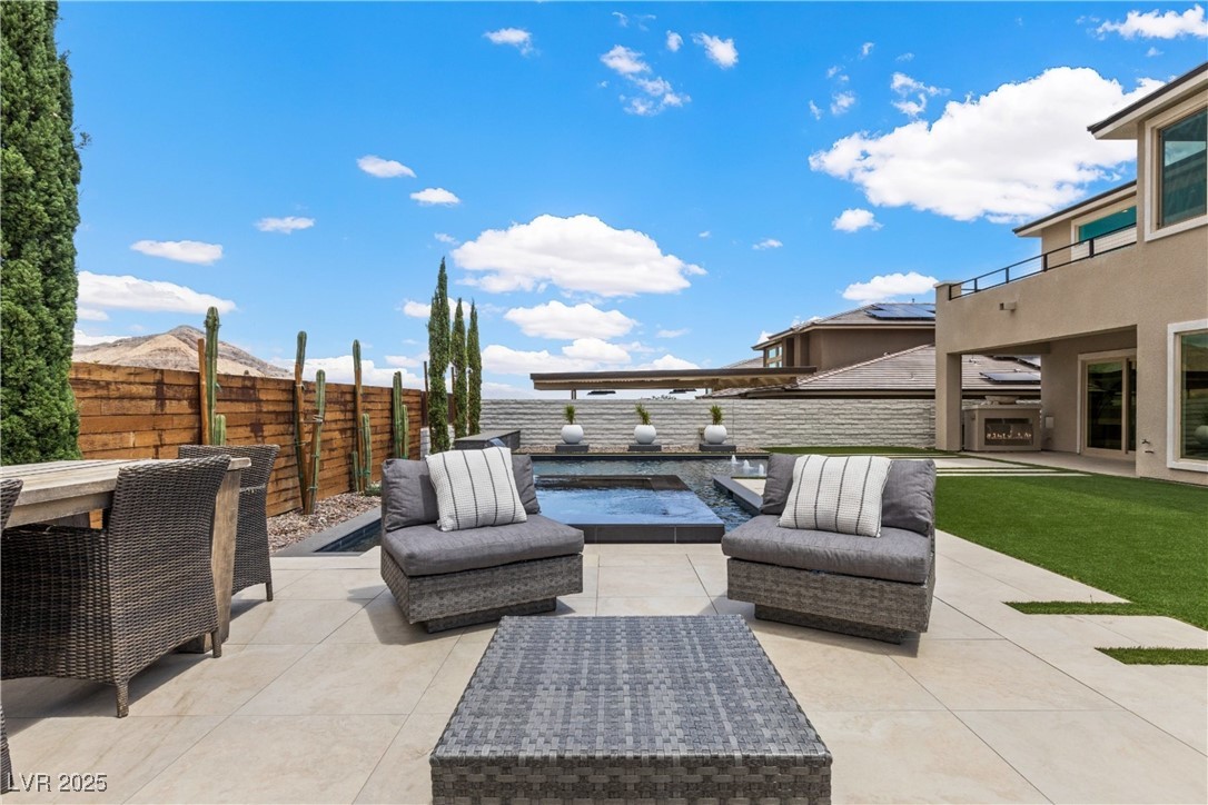 2601 Nevada Agave Lane