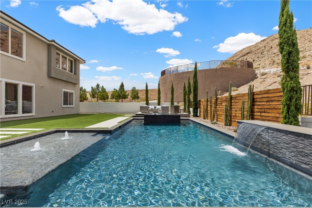 2601 Nevada Agave Lane